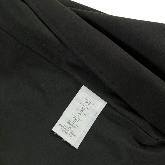 NICHOLAS Tena Deep V Sweetheart Gown in Black - Picture 7 of 10